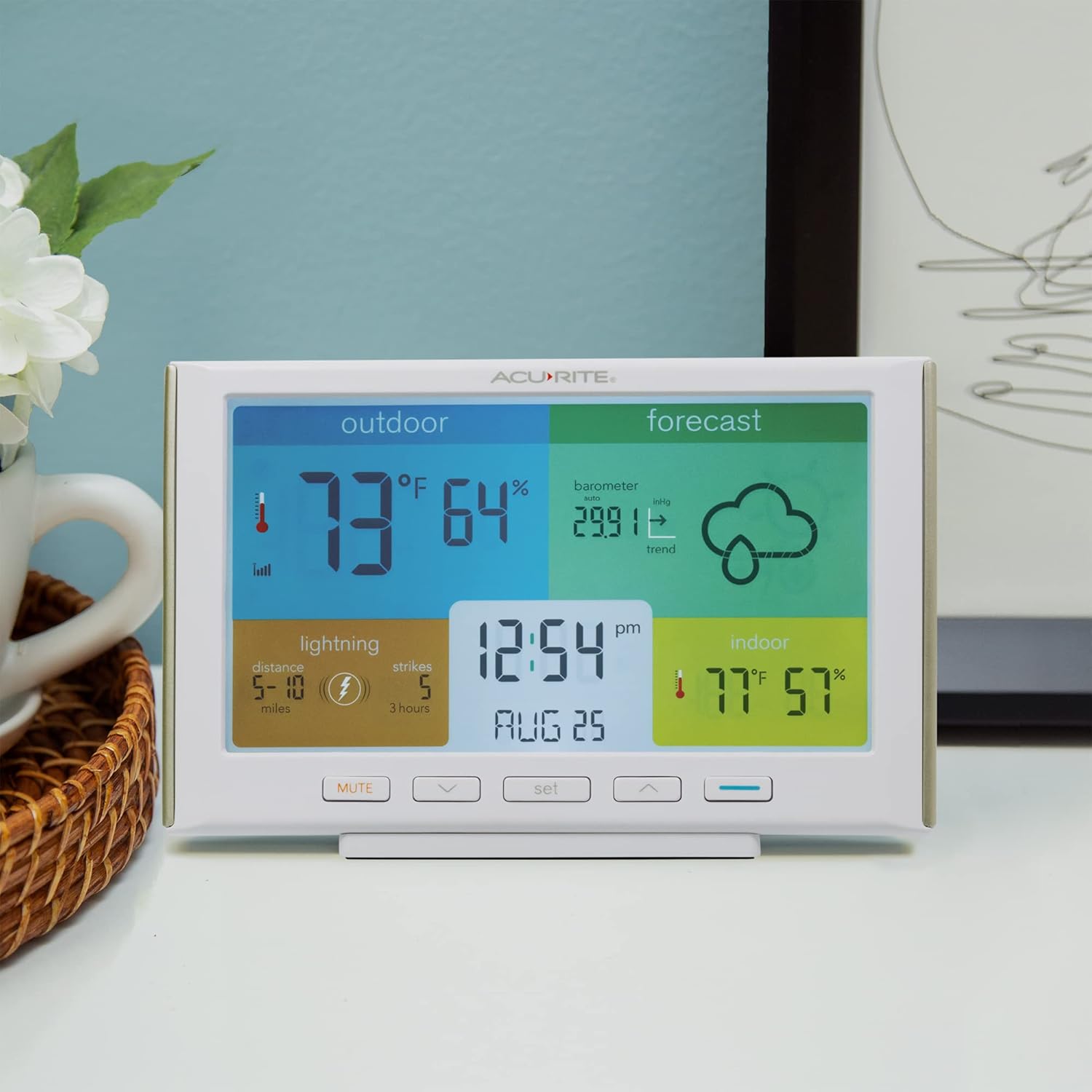 AcuRite Wireless Home Weather Station with Color Display, Indoor Outdoor Thermometer and Temperature Sensor
